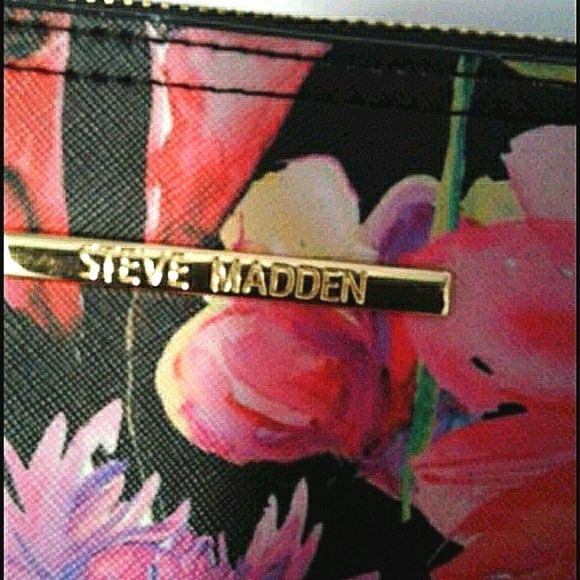 Steve Madden Black Colorful Floral Pattern Shoulder Bag - Picture 7 of 7